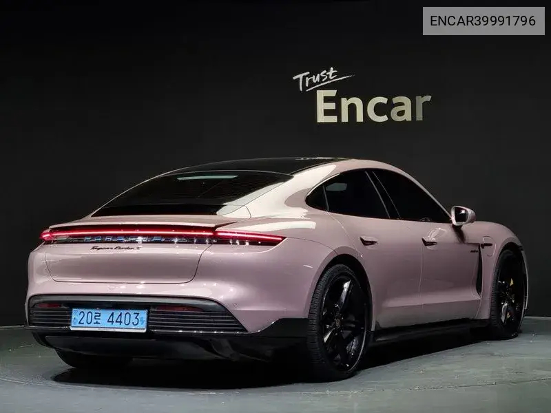Tycan Turbo S VIN: ENCAR39991796 Lot: 39991796
