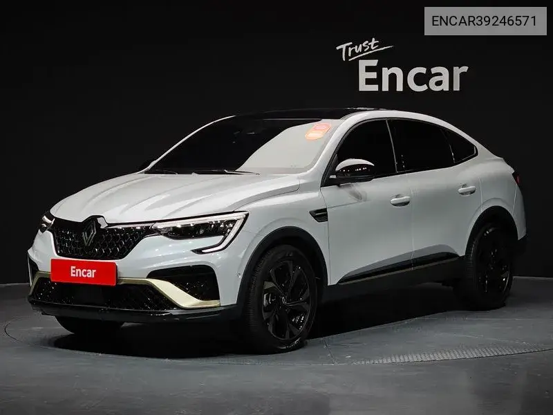 Arcana 1.6 E-Tech Iconic Design Package VIN: ENCAR39246571 Lot: 39246571