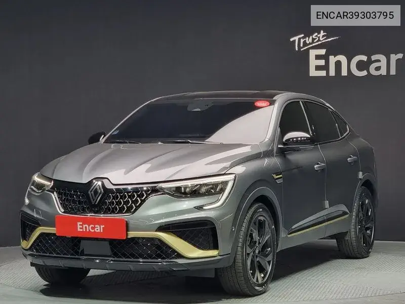 Arcana 1.6 E-Tech Iconic Design Package VIN: ENCAR39303795 Lot: 39303795