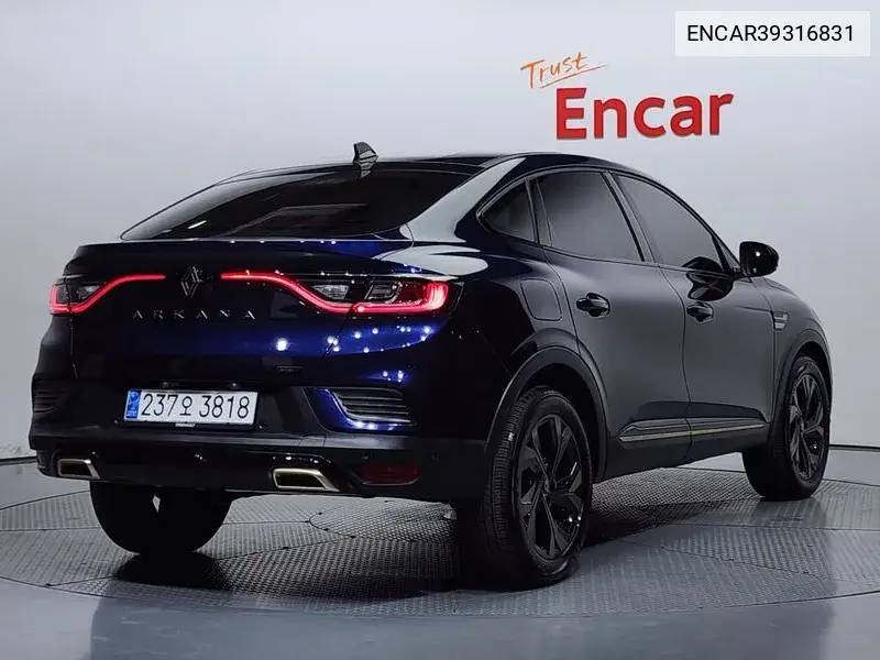 Arcana 1.6 E-Tech Iconic Design Package VIN: ENCAR39316831 Lot: 39316831