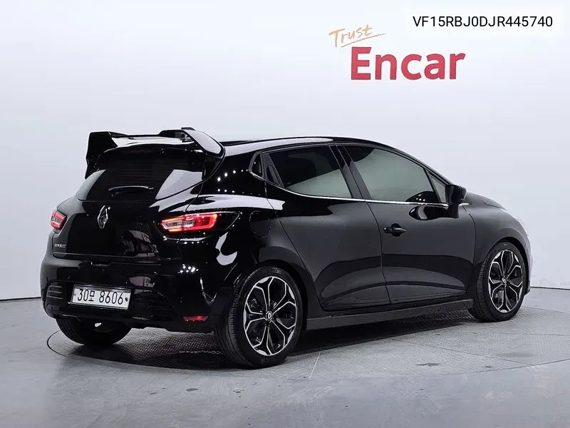 Renault Korea (Samsung) Clio Intense VIN: VF15RBJ0DJR445740 Lot: 38087624
