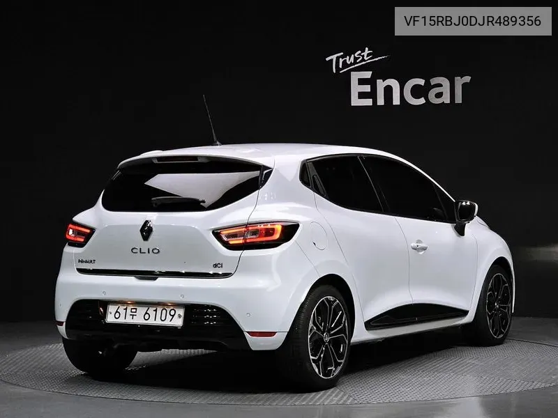 Clio Intense VIN: VF15RBJ0DJR489356 Lot: 38902222