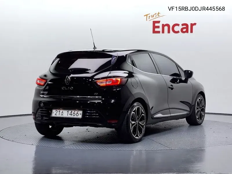 Clio Intense VIN: VF15RBJ0DJR445568 Lot: 38928529
