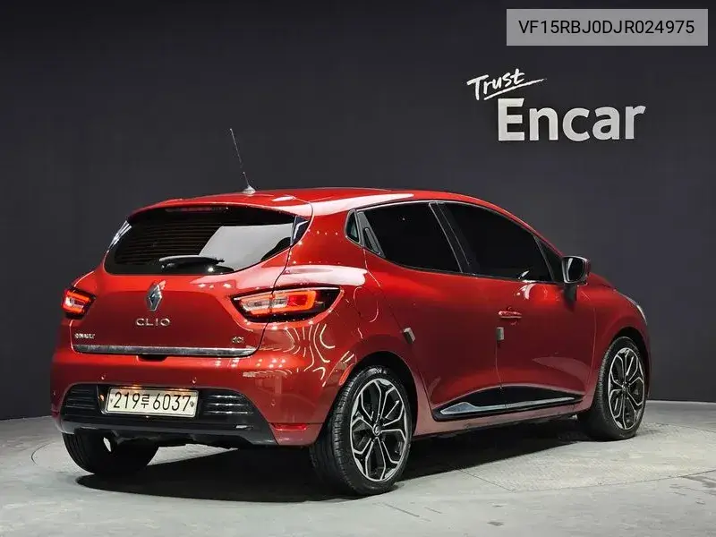 Clio Intense VIN: VF15RBJ0DJR024975 Lot: 39018702