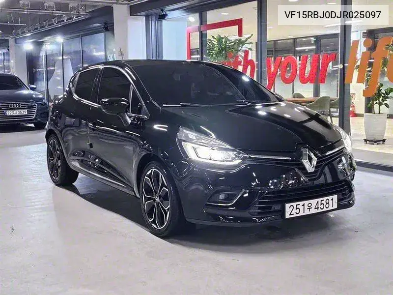 Clio Intense VIN: VF15RBJ0DJR025097 Lot: 39838841