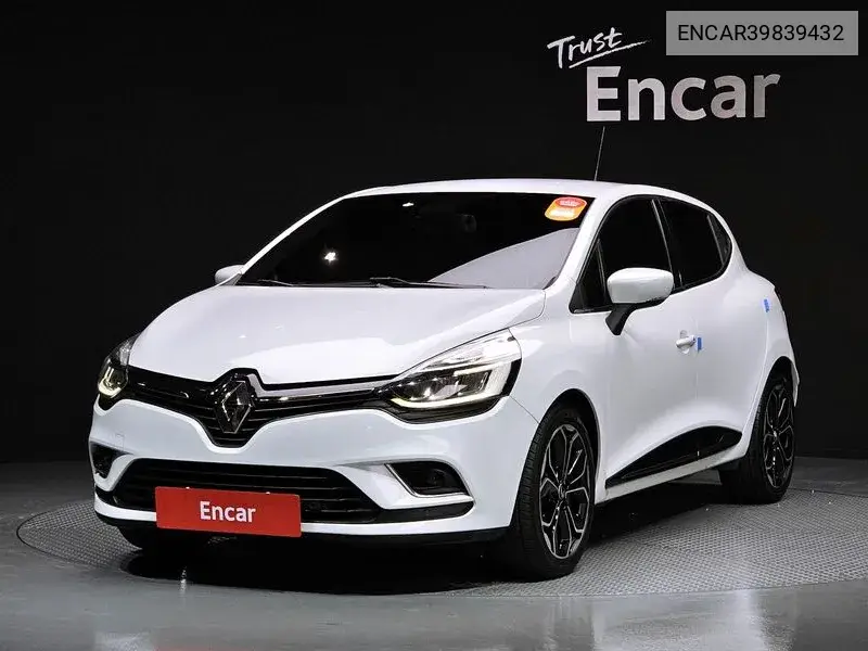 Clio Intense VIN: ENCAR39839432 Lot: 39839432