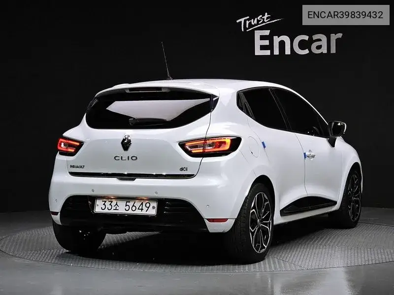 Clio Intense VIN: ENCAR39839432 Lot: 39839432