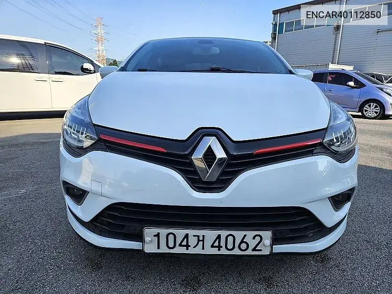 Clio Intense Panoramic VIN: ENCAR40112850 Lot: 40112850