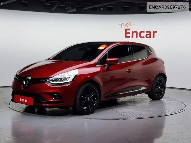 Clio Intense Panoramic VIN: ENCAR39697876 Lot: 39697876