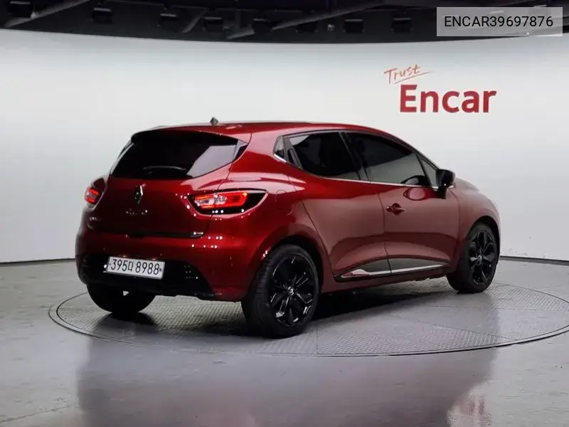 Clio Intense Panoramic VIN: ENCAR39697876 Lot: 39697876