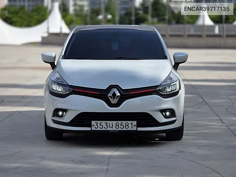 Clio Intense Panoramic VIN: ENCAR39717135 Lot: 39717135