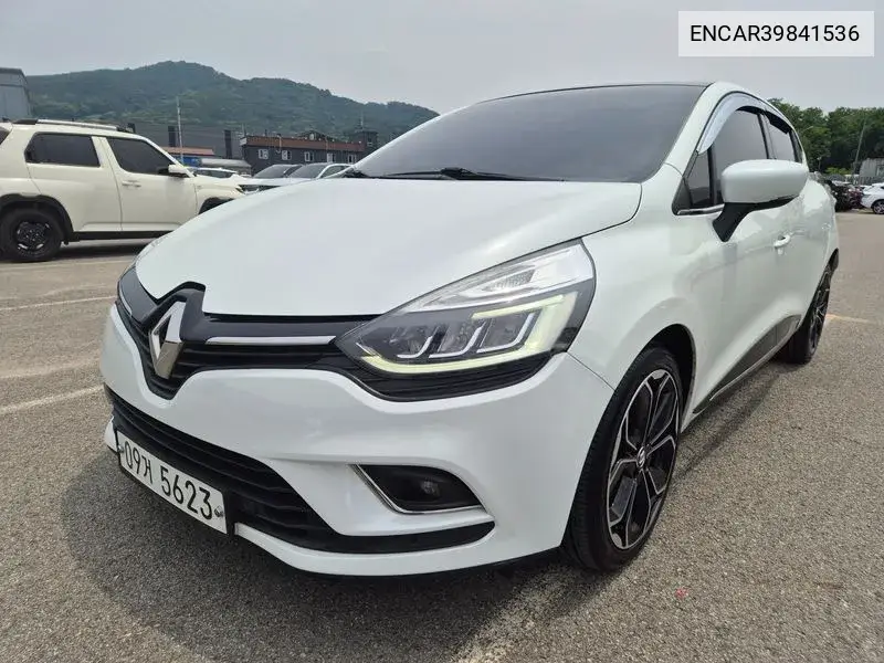 Clio Intense Panoramic VIN: ENCAR39841536 Lot: 39841536