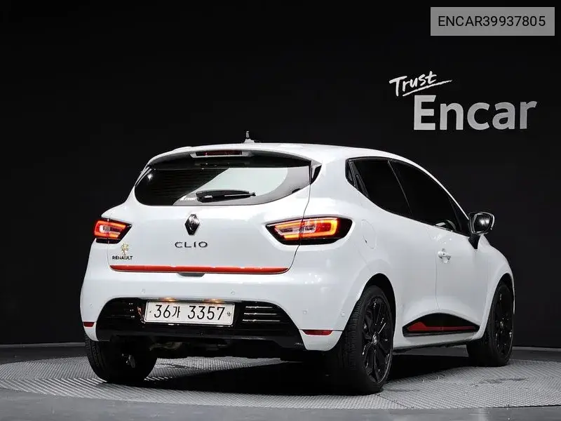 Clio Intense Panoramic VIN: ENCAR39937805 Lot: 39937805