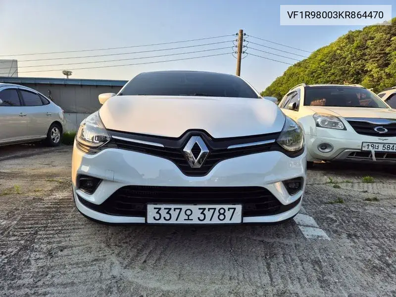 Clio Intense Panoramic VIN: VF1R98003KR864470 Lot: 39957131