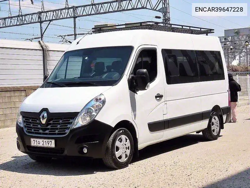Master 2.3 13 -Seater VIN: ENCAR39647228 Lot: 39647228