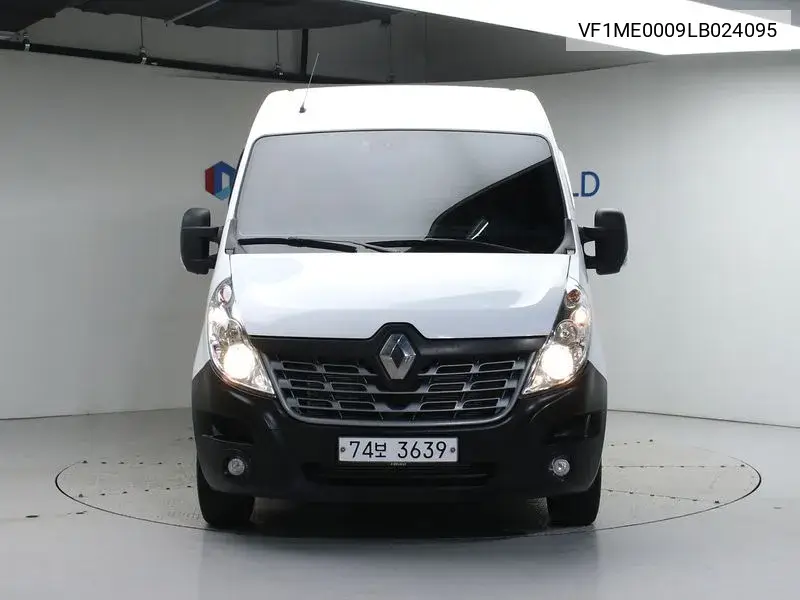 Master 2.3 13 -Seater VIN: VF1ME0009LB024095 Lot: 39658975