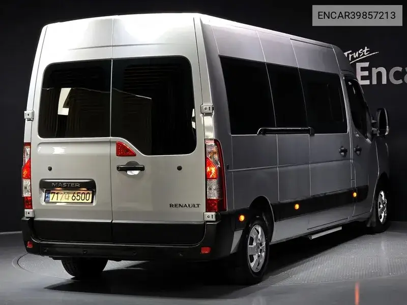 Master 2.3 15 -Seater VIN: ENCAR39857213 Lot: 39857213
