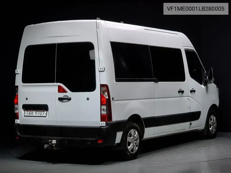 Master 2.3 13 -Seater VIN: VF1ME0001LB280005 Lot: 39868695