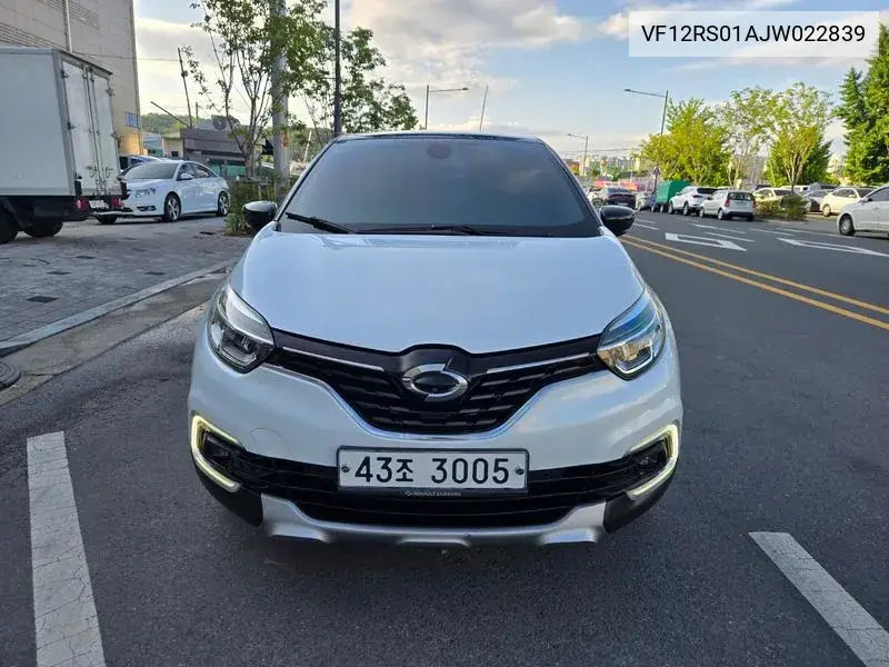 New Qm3 Re VIN: VF12RS01AJW022839 Lot: 39907664