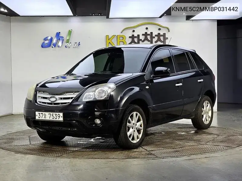 Qm5 Diesel 2Wd Se Default VIN: KNME5C2MMBP031442 Lot: 39914382