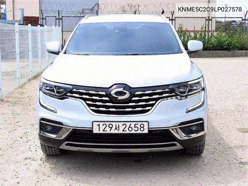 The New Qm6 2.0 Lpe Re Signature 2Wd VIN: KNME5C2C9LP027578 Lot: 39935057