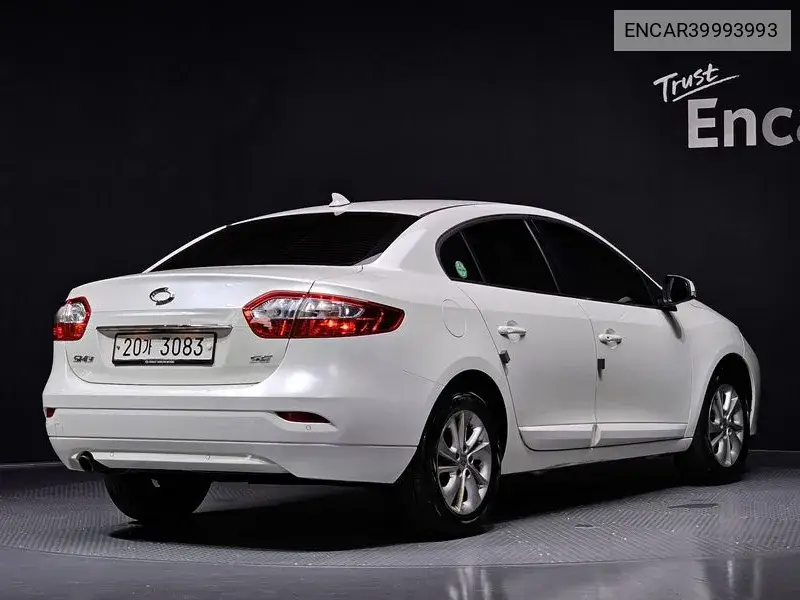 Sm3 Neo Se Plus VIN: ENCAR39993993 Lot: 39993993