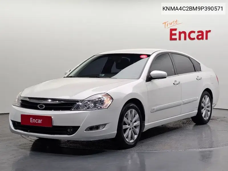 Sm5 New Impression Le Exclusive VIN: KNMA4C2BM9P390571 Lot: 40134999