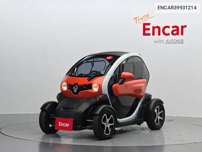 Tweed Intense (2 -Seater) VIN: ENCAR39931214 Lot: 39931214