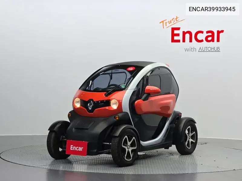 Tweed Intense (2 -Seater) VIN: ENCAR39933945 Lot: 39933945