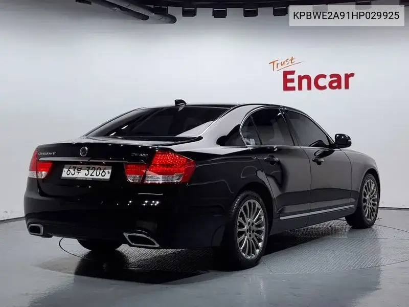 New Chairman W Cw600 Luxury VIN: KPBWE2A91HP029925 Lot: 39834018