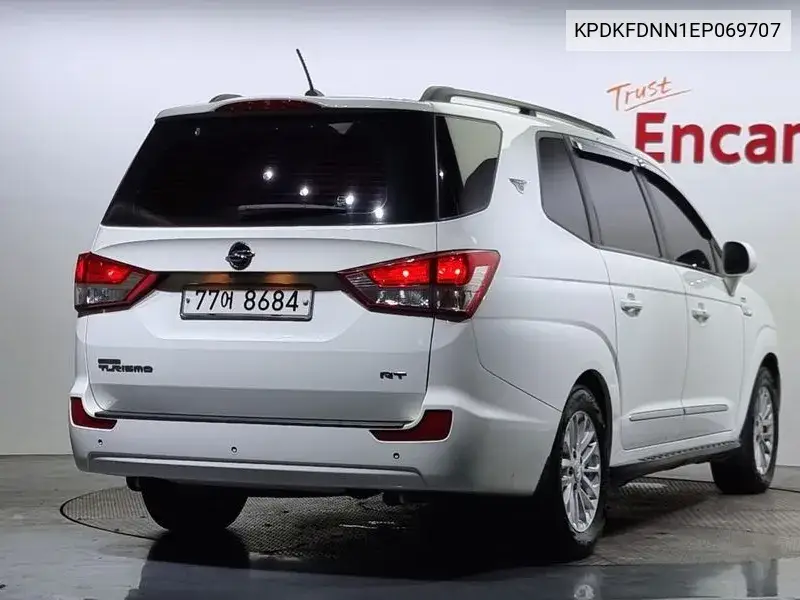 Korando Turismo 4Wd Rt 11 -Seater VIN: KPDKFDNN1EP069707 Lot: 39950966