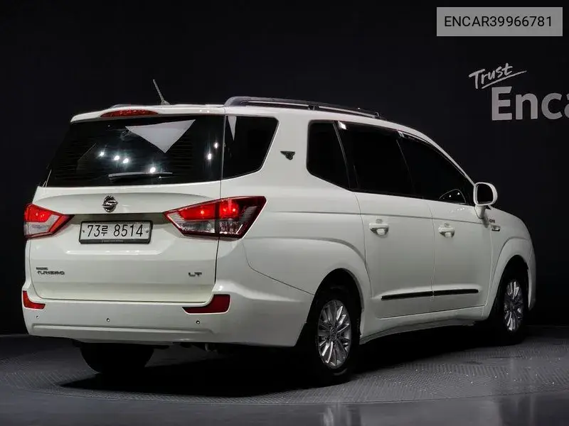 Korando Turismo 4Wd Lt 11 -Seater VIN: ENCAR39966781 Lot: 39966781