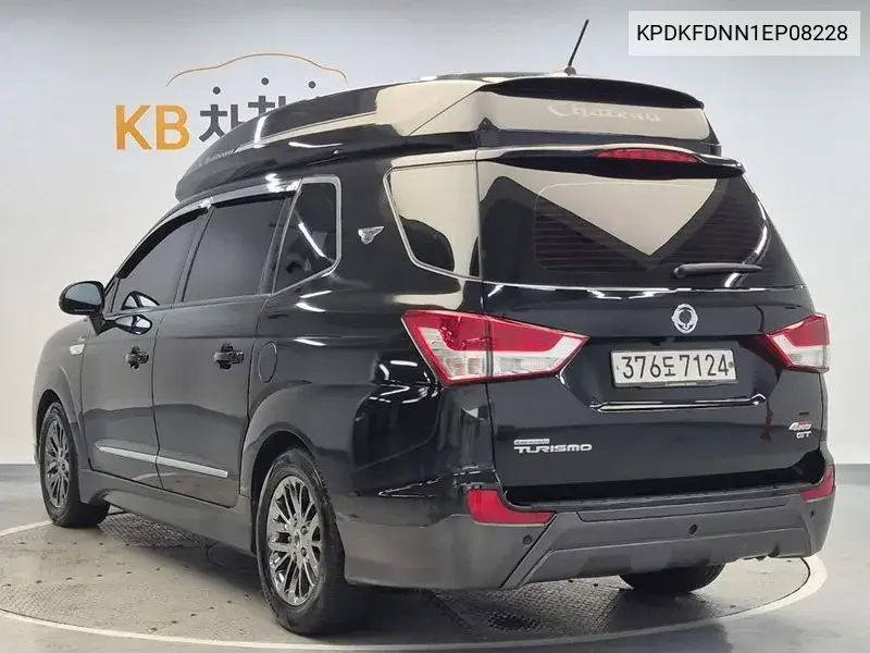 Korando Turismo 4Wd Chateau 11 -Seater High Loop VIN: KPDKFDNN1EP08228 Lot: 39978117