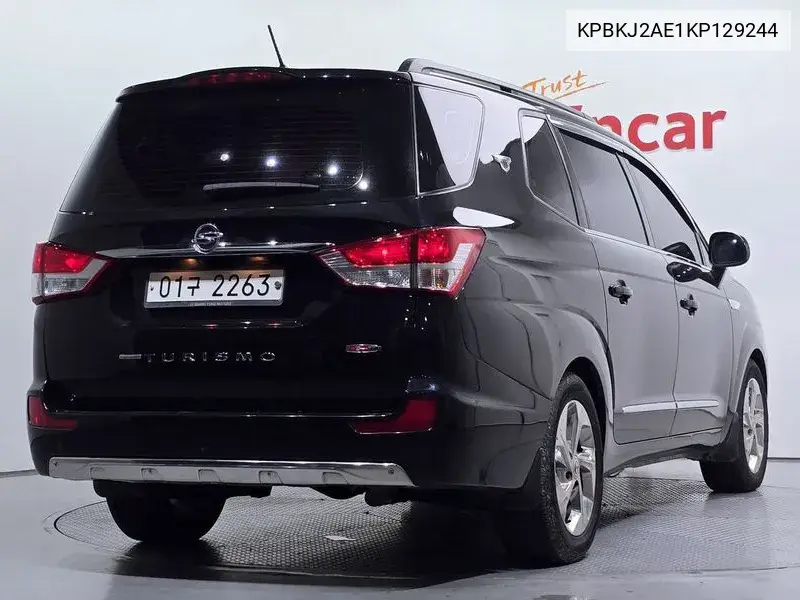 Korando Turismo 4Wd Tx 9 -Seater VIN: KPBKJ2AE1KP129244 Lot: 39963363