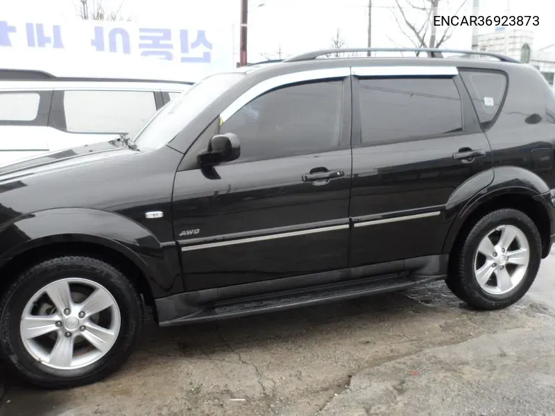 Rexton Ii Awd Rx7 VIN: ENCAR36923873 Lot: 36923873
