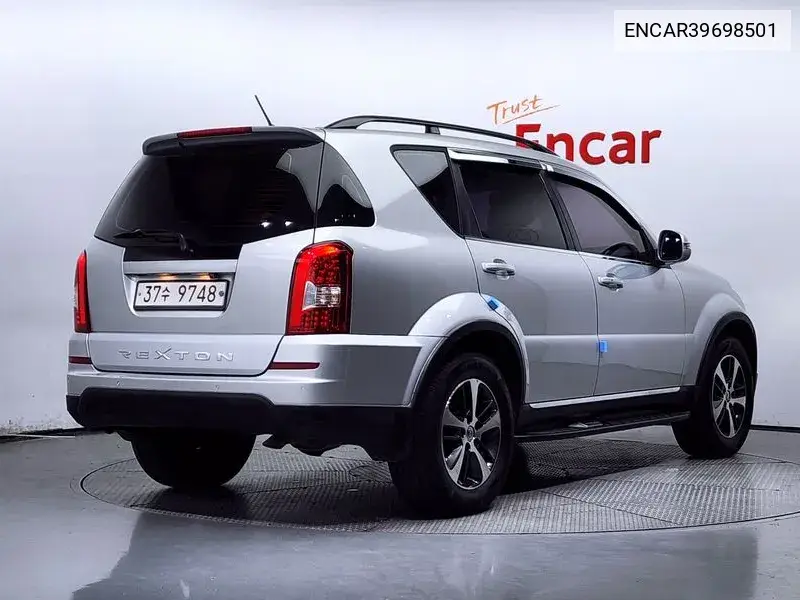 Rexton W 2.0 4Wd Rx7 Luxury VIN: ENCAR39698501 Lot: 39698501