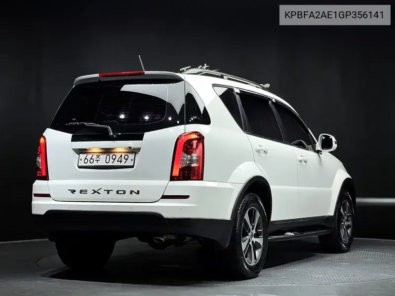 Rexton W 2.2 4Wd Rx7 Luxury VIN: KPBFA2AE1GP356141 Lot: 39740268