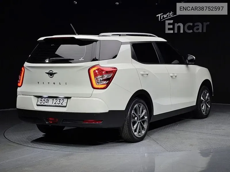 Tivoli Air 1.6 Rx 2Wd VIN: ENCAR38752597 Lot: 38752597