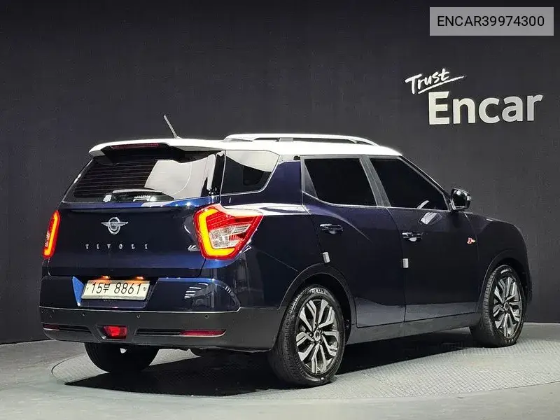 Tivoli Air Diesel Ix 2Wd VIN: ENCAR39974300 Lot: 39974300