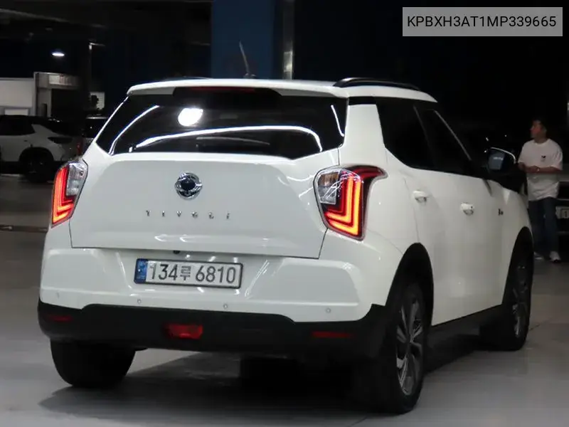 Berry New Tivoli Gasoline 1.5 2Wd Limited Edition VIN: KPBXH3AT1MP339665 Lot: 39968971