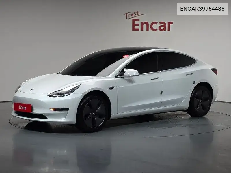 Model 3 Standard Range Plus VIN: ENCAR39964488 Lot: 39964488