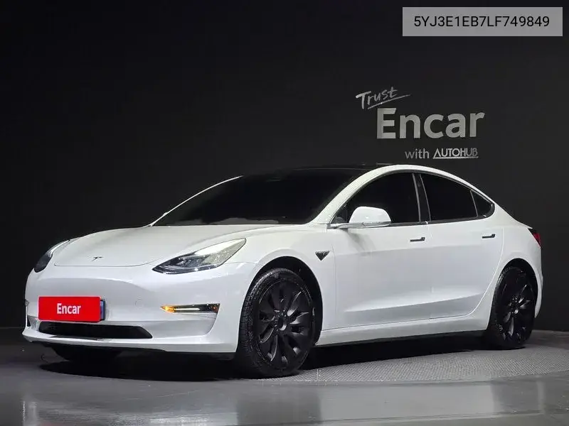 Model 3 Long Range VIN: 5YJ3E1EB7LF749849 Lot: 40007253