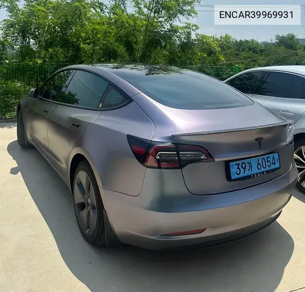 Model 3 Long Range VIN: ENCAR39969931 Lot: 39969931