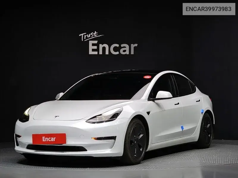 Model 3 Standard Range Plus VIN: ENCAR39973983 Lot: 39973983