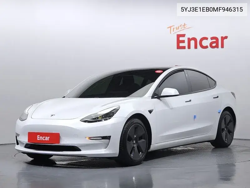 Model 3 Long Range VIN: 5YJ3E1EB0MF946315 Lot: 39992065