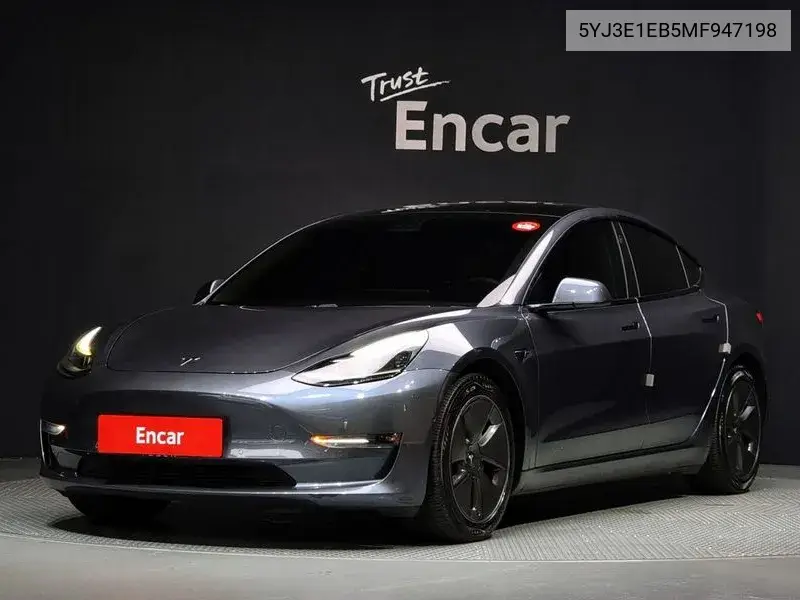 Model 3 Long Range VIN: 5YJ3E1EB5MF947198 Lot: 40012573