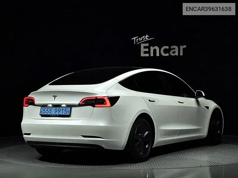 Model 3 Rwd VIN: ENCAR39631638 Lot: 39631638