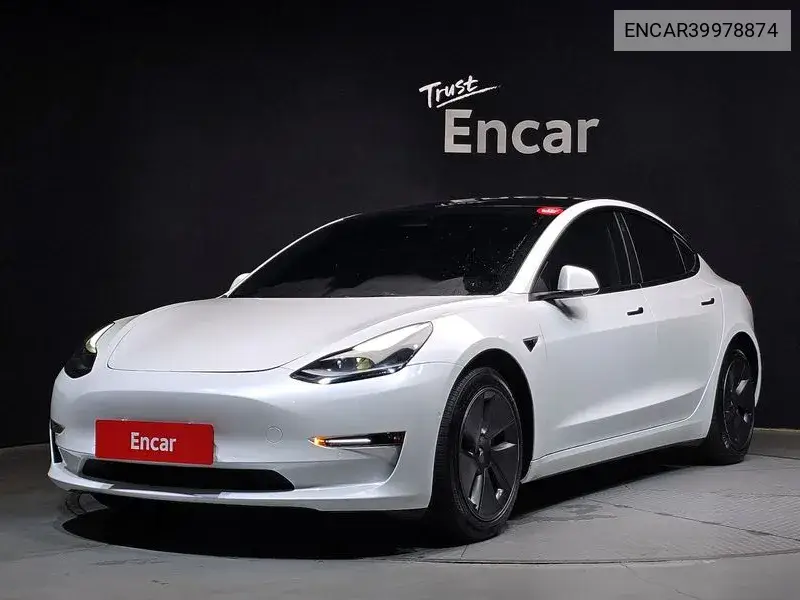 Model 3 Long Range VIN: ENCAR39978874 Lot: 39978874