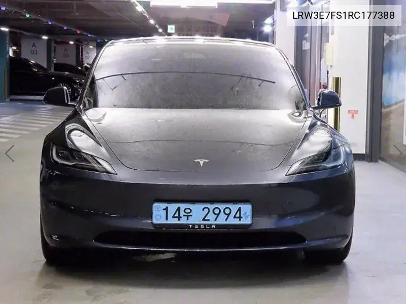 Model 3 Rwd VIN: LRW3E7FS1RC177388 Lot: 39643567