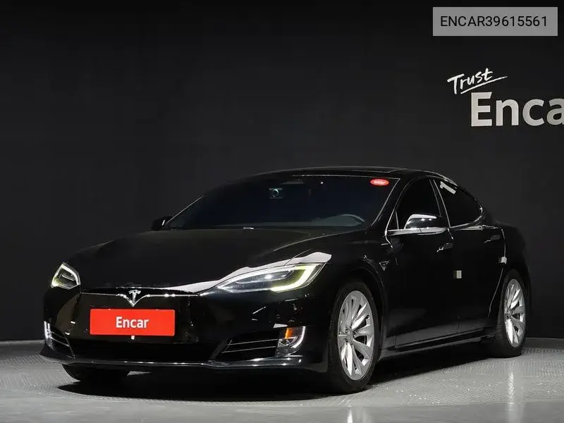 Model S 90D VIN: ENCAR39615561 Lot: 39615561